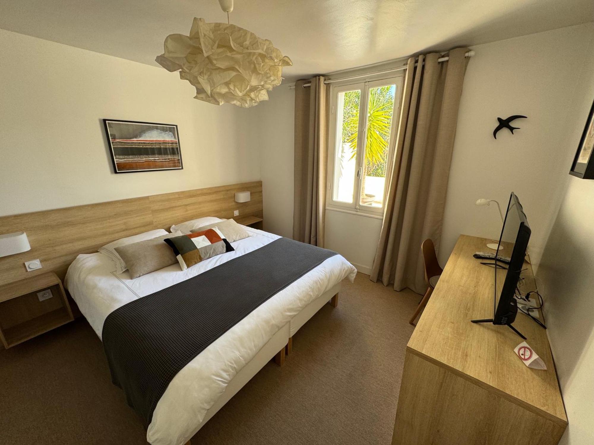 Bel Appartement Terrasse 4 Etoiles Intra Muros Aigues-Mortes Eksteriør bilde